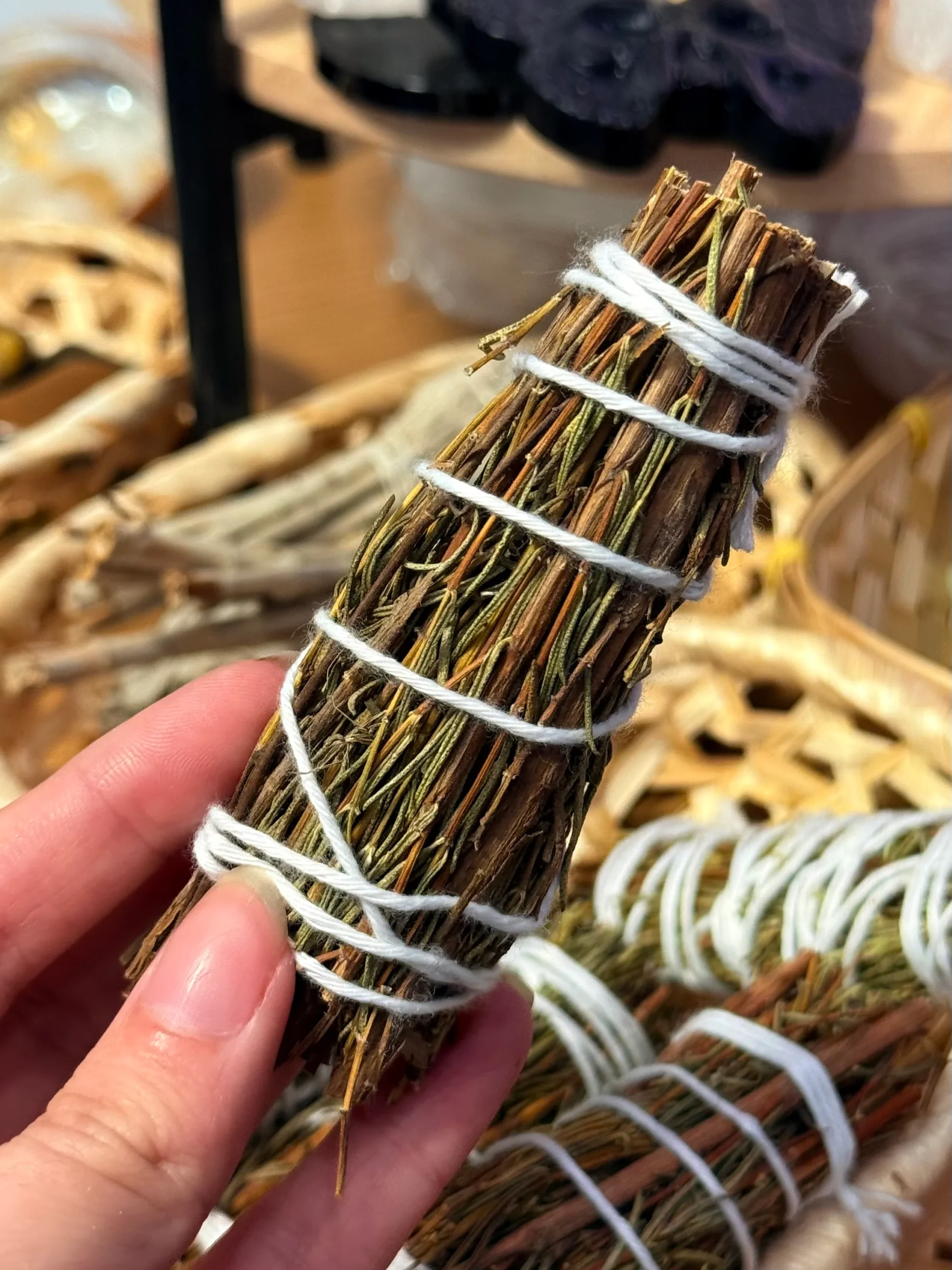 Palo Santo, Salvia, Ruda y Sal Marina - Imagen 3